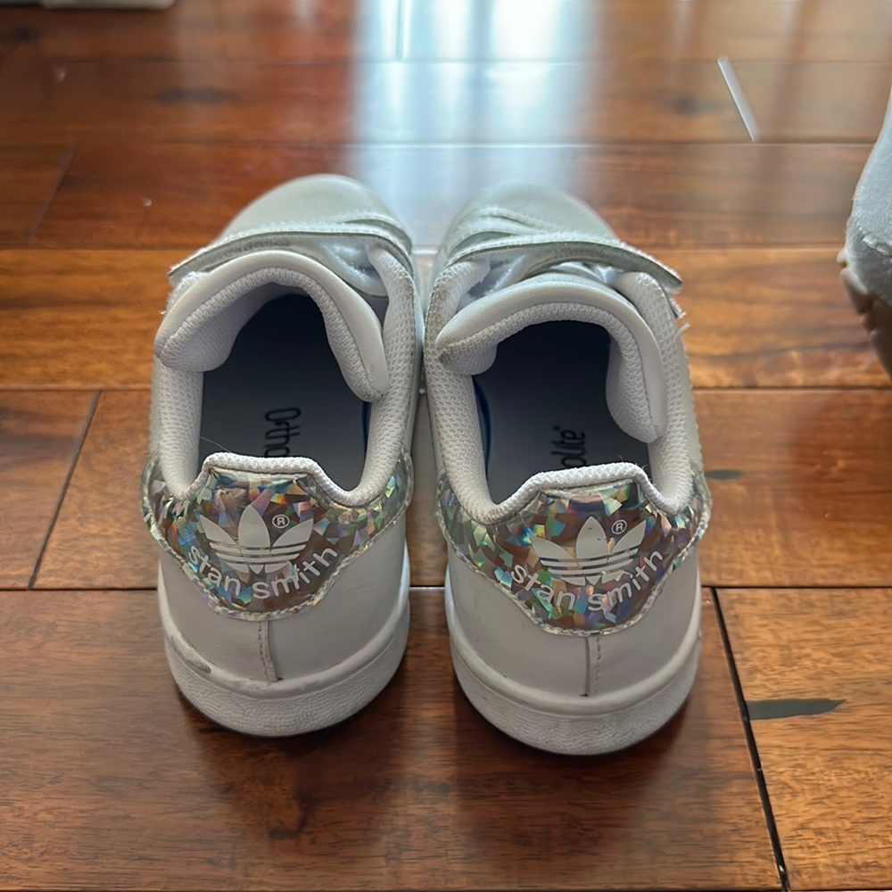 Adidas Stan Smith size 2 - white